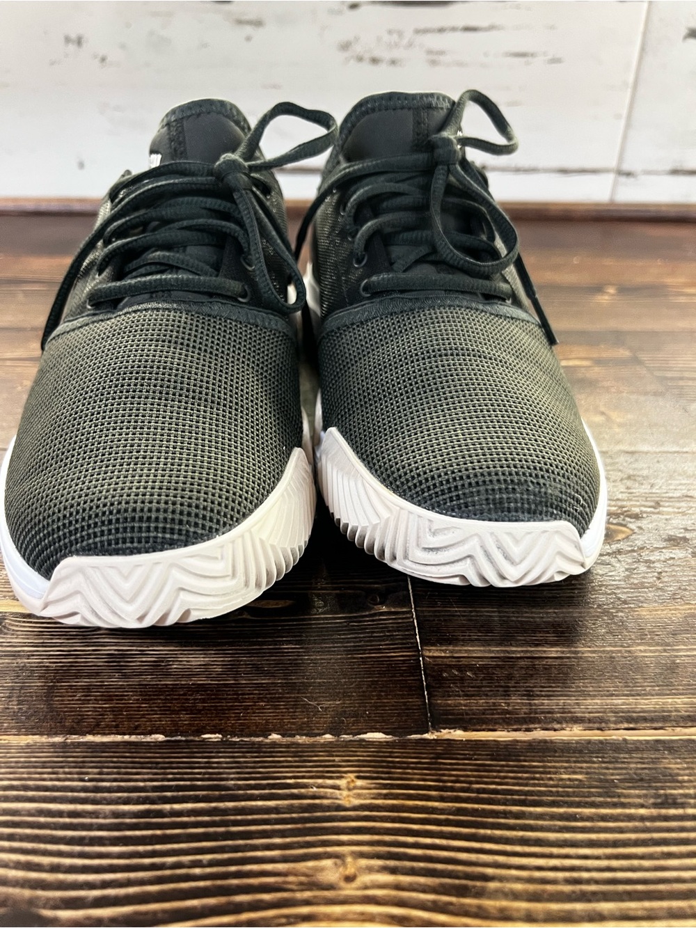 Adidas • Women’s Game Court Sneakers • Size 8.5 • Dark Green - Picture 6 of 14